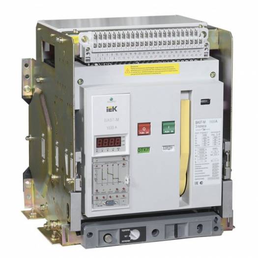 Автоматический выключатель выдвижной ВА07-М с комбинированным расцепителем, 3Р, 1600А, Icu=80кА, IEK (Арт. SAB-2000-KRV-3P-1600A-80) 000038154