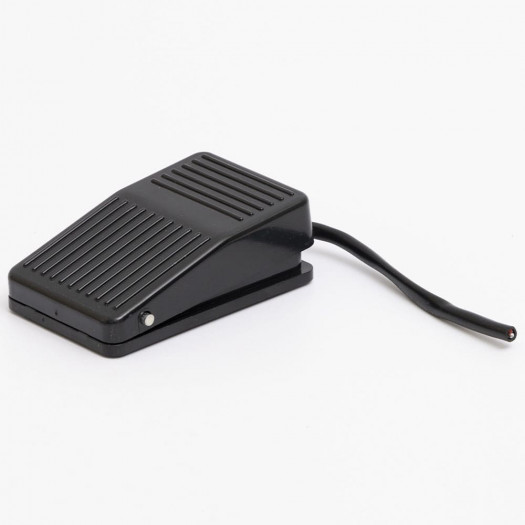 Вимикач педальний TFS-1 пластиковий 000150494