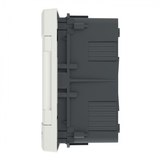 Купити Щит пластиковий Easy9 EU, врізний, 1 ряд 8 модулів, білі двері 627,10 грн